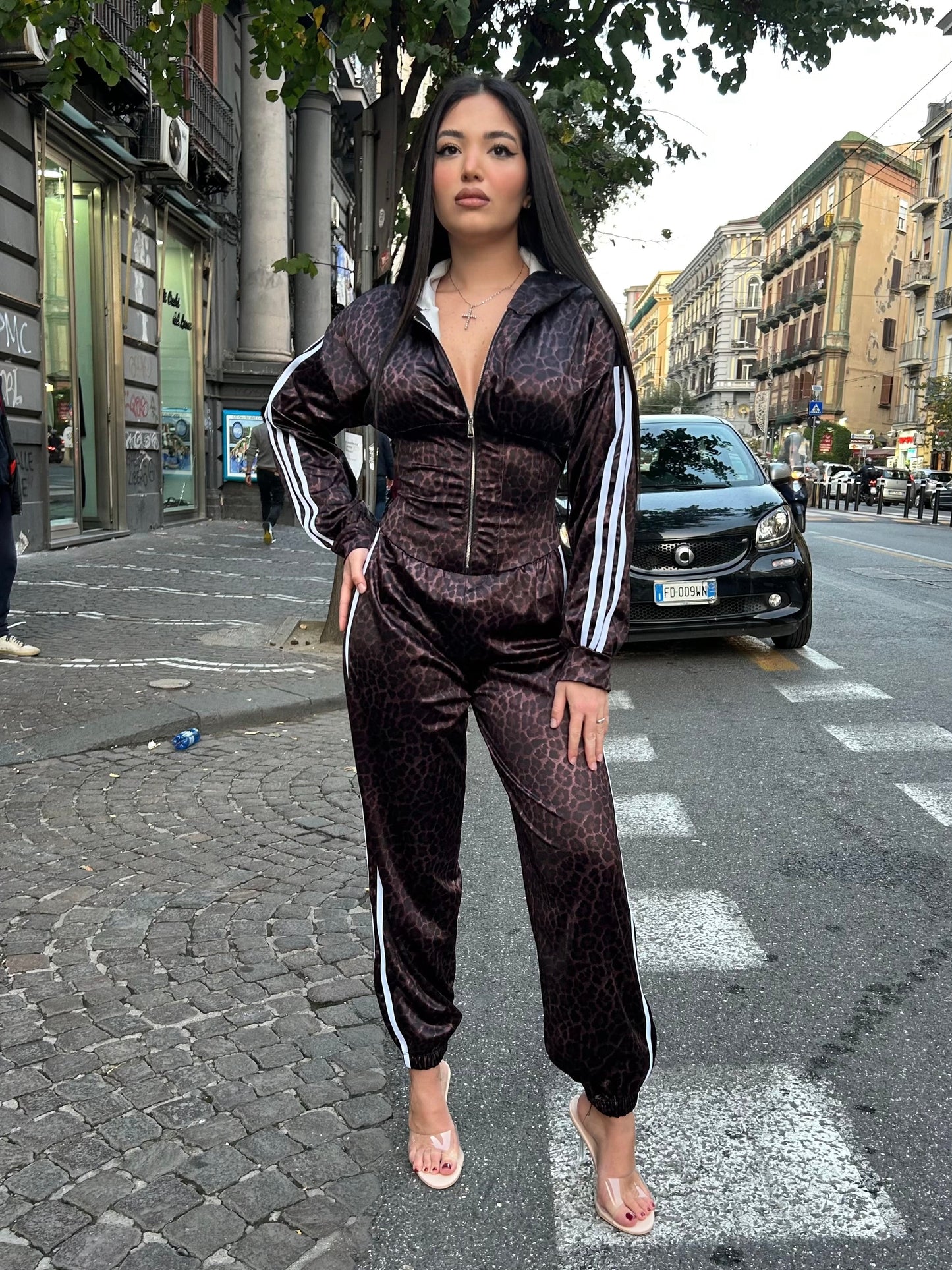 Vellaro jumpsuit moldeador con cremallera frontal