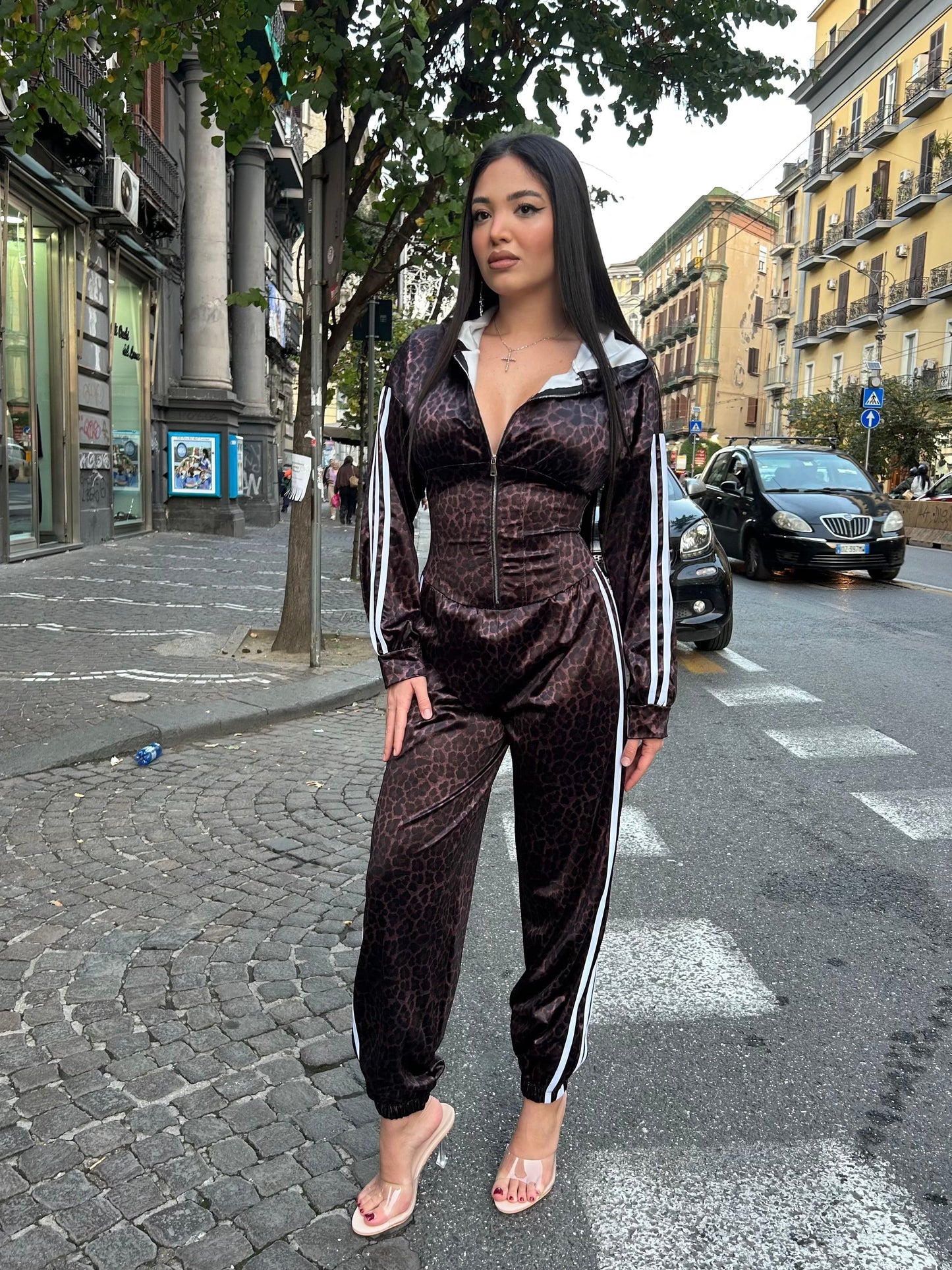 Vellaro jumpsuit moldeador con cremallera frontal